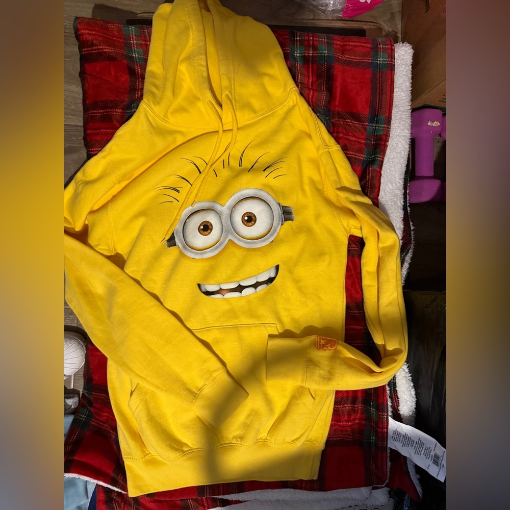 Universal Yellow hoodie Me Graphic